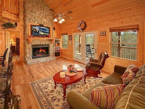 Majestic Springs Lodge Cabin McCookville Buitenkant foto