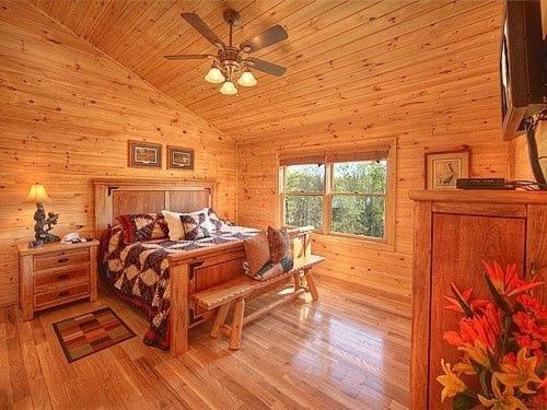 Majestic Springs Lodge Cabin McCookville Buitenkant foto