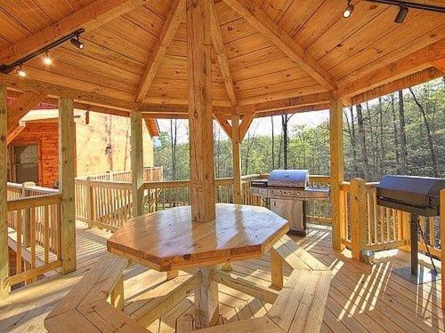 Majestic Springs Lodge Cabin McCookville Buitenkant foto